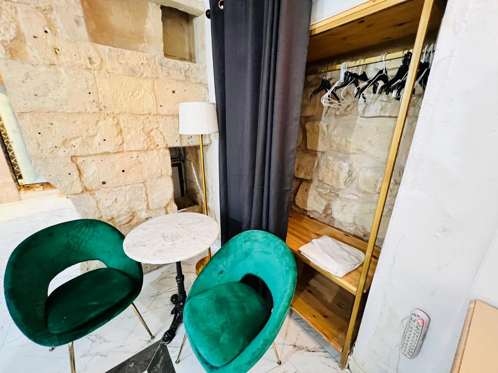 דירות Charming Townhouse Prime Area ואלטה מראה חיצוני תמונה