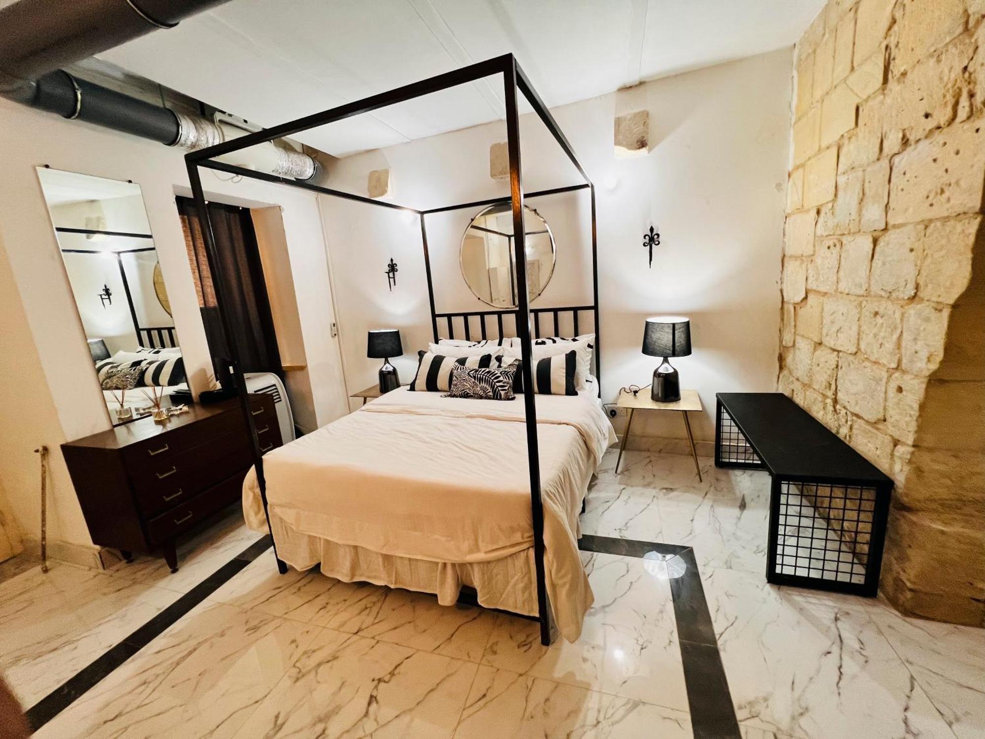 דירות Charming Townhouse Prime Area ואלטה מראה חיצוני תמונה