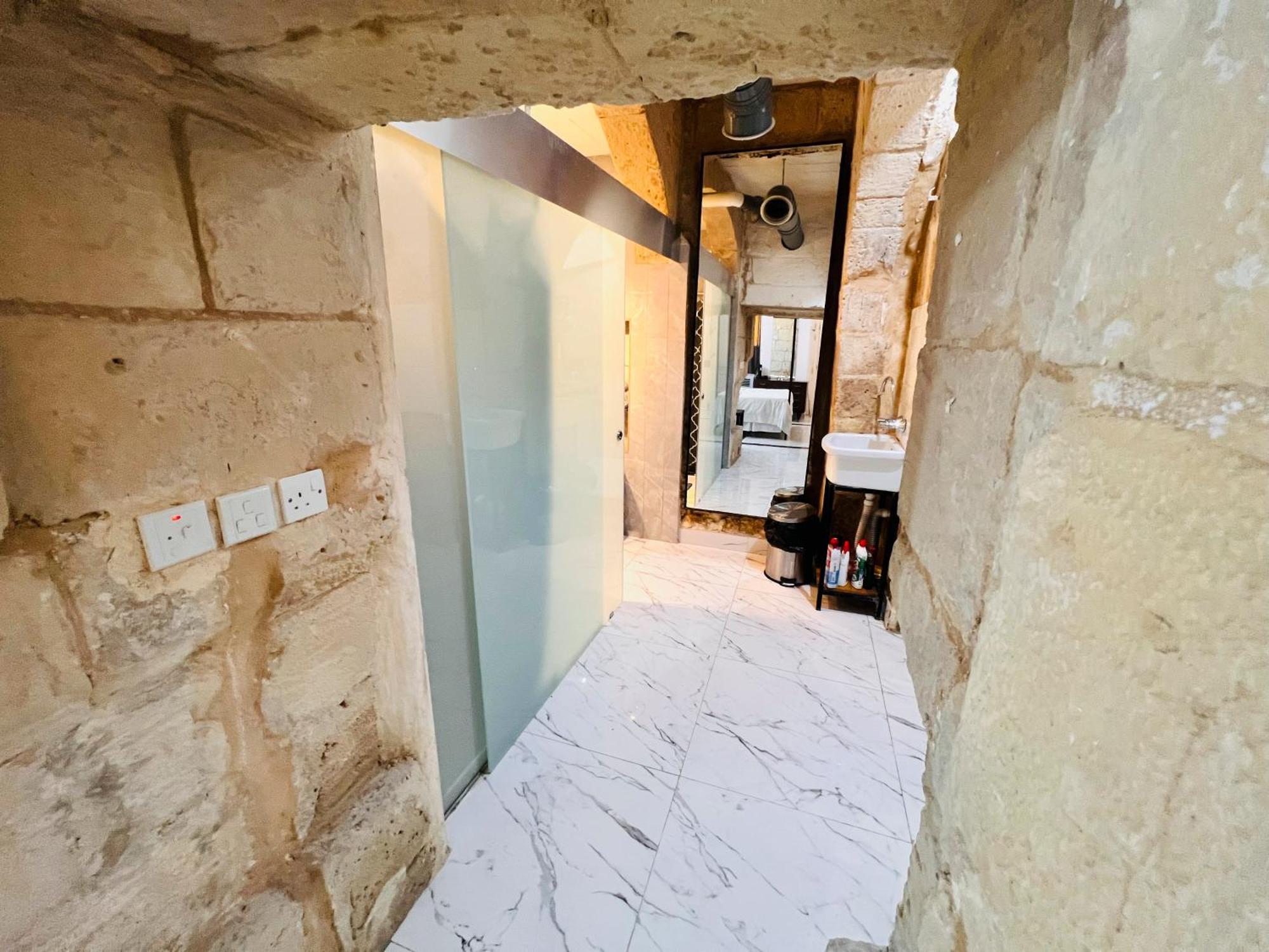 דירות Charming Townhouse Prime Area ואלטה מראה חיצוני תמונה