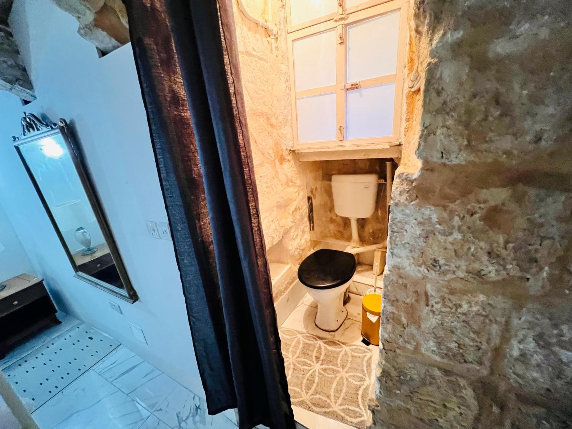 דירות Charming Townhouse Prime Area ואלטה מראה חיצוני תמונה