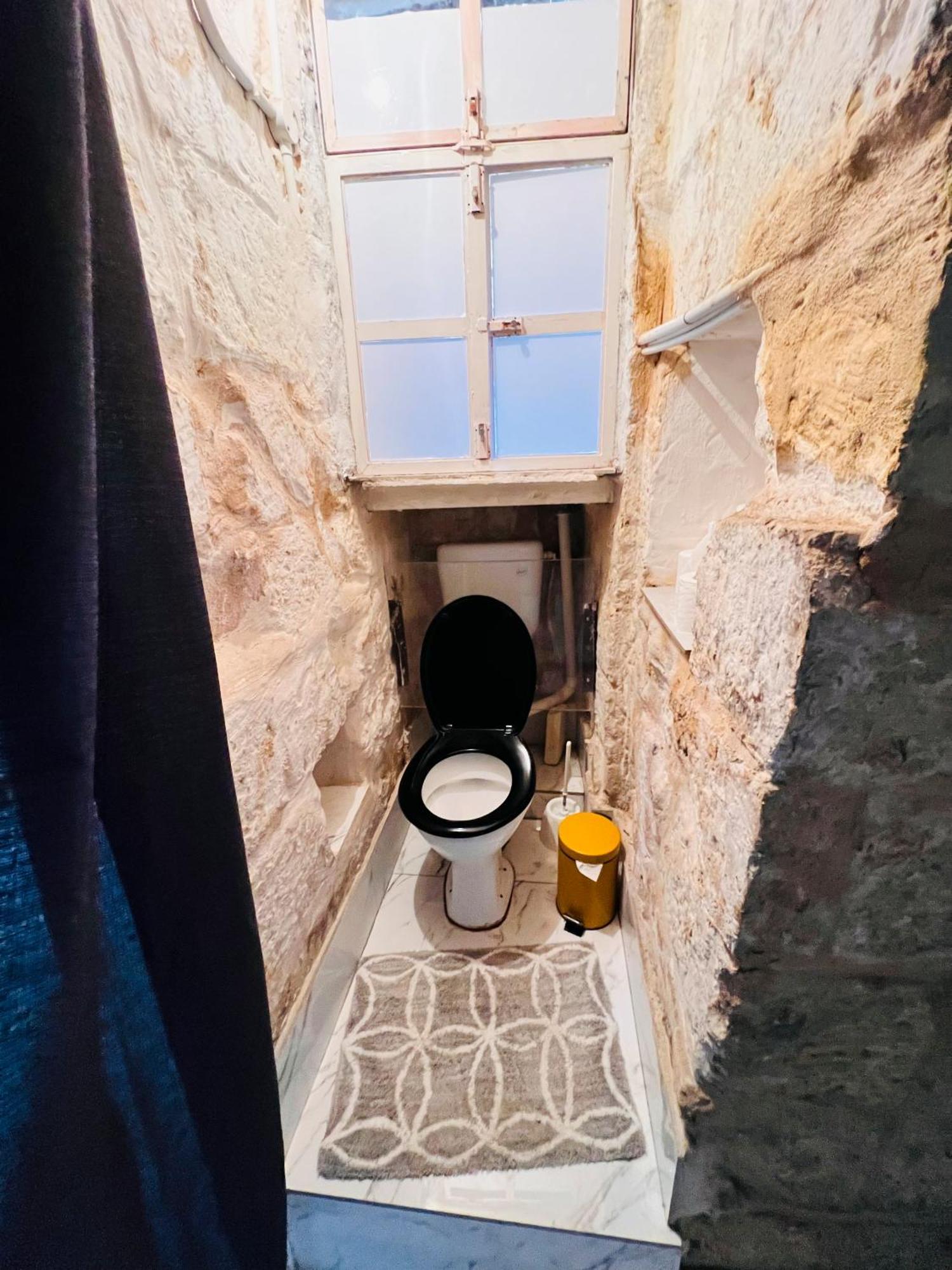 דירות Charming Townhouse Prime Area ואלטה מראה חיצוני תמונה
